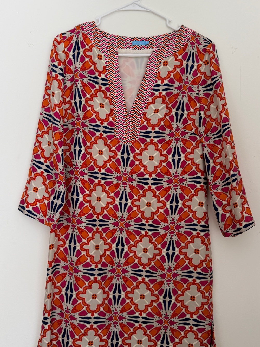 J. McLaughlin Orange, Navy & Cream Printed V-Neck Tunic
